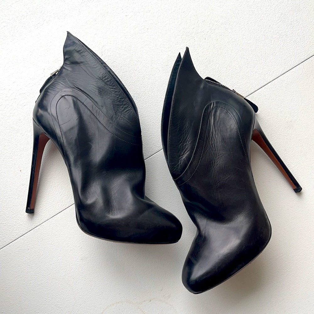 ALAIA Leather Ankle Bootie curve Calzature Donna